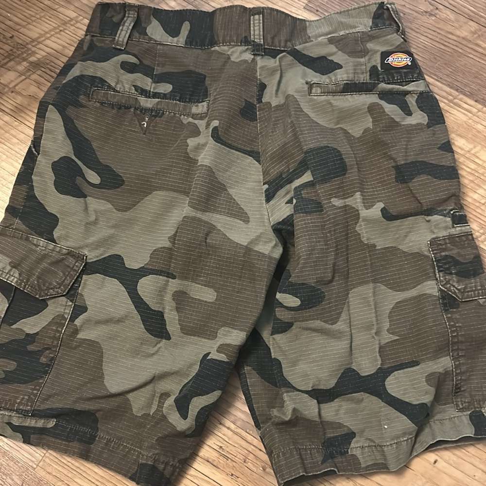Dickies Camouflage Cargo Shorts - Picture 4 of 4